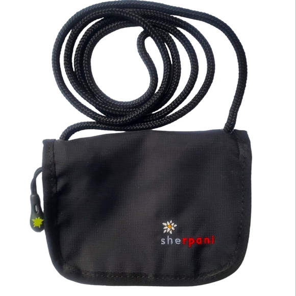 Sherpani Bags Sherpani Zoe Crossbody Black Lime Green Travel Wallet